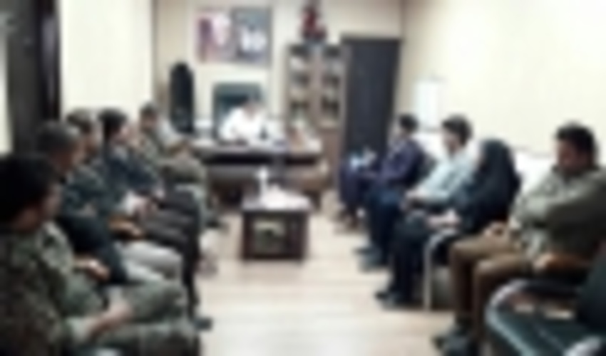 دیدار رئیس و کارکنان اداره منابع طبیعی و آبخیزداری شهرستان سیروان با فرماندار این شهرستان