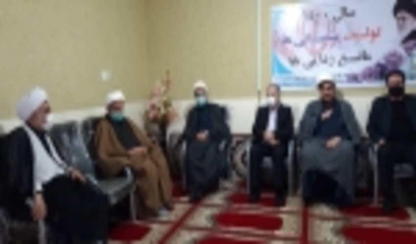 رئیس حوزه علمیه استان: دکتر احمدی عزت و آبروی استان است