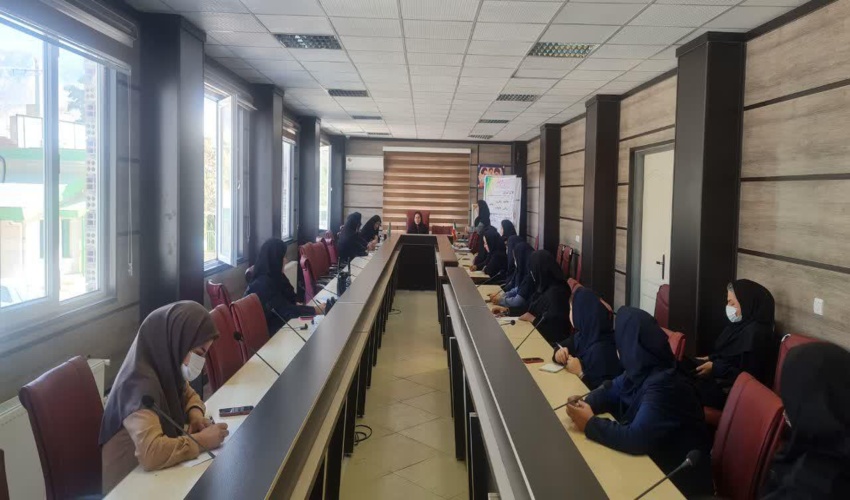 دوره آموزشی سلامت بانوان در اداره کل منابع طبیعی و آبخیزداری استان برگزار شد