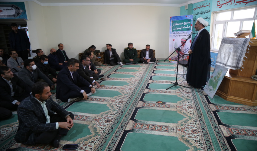 مراسم گرامیداشت هفته بسیج در اداره کل منابع طبیعی و آبخیزداری استان ایلام برگزار شد.