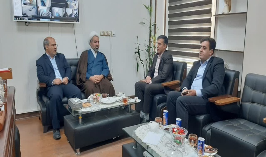 دیدارمدیرکل منابع طبیعی و آبخیزداری استان ایلام با مدیرکل محیط زیست