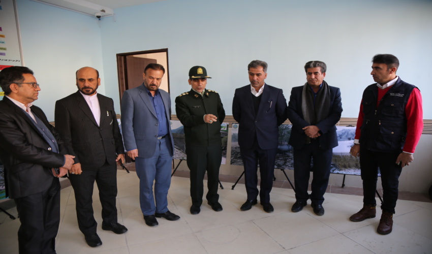 برپایی نمایشگاه به مناسبت هفته ایمنی در برابر زلزله و کاهش اثرات بلایای طبیعی در اداره کل منابع طبیعی استان