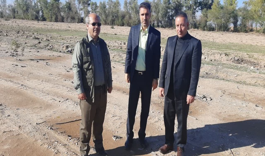 بازدید مدیرکل از طرح ها و پروژه های منابع طبیعی و آبخیزداری شهرستان مهران