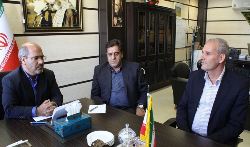 استفاده از توان زندانیان رأی باز در اجرای طرح مردمی کاشت یک میلیارد درخت