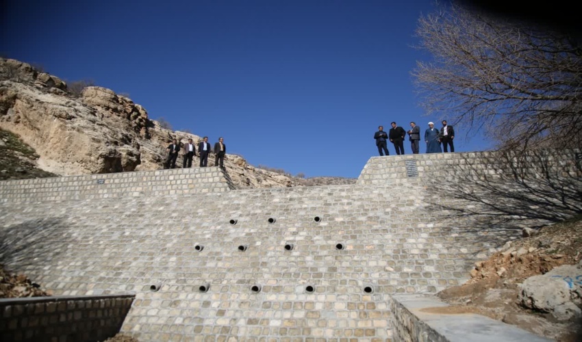 بازدید از پروژه های آبخیزداری در دومین روز هفته