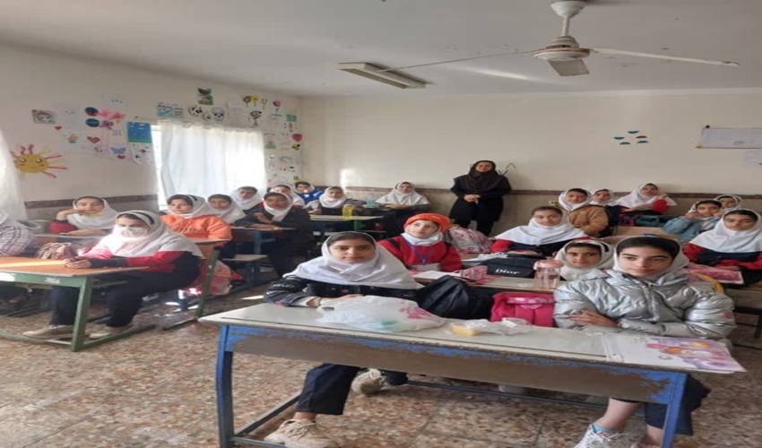 برگزاری کلاس آموزشی ترویجی منابع طبیعی در سطح مدارس