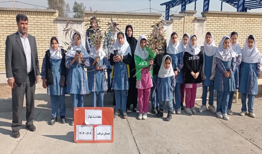 اجرای پویش درختکاری در مدارس‌ بخش موسیان  