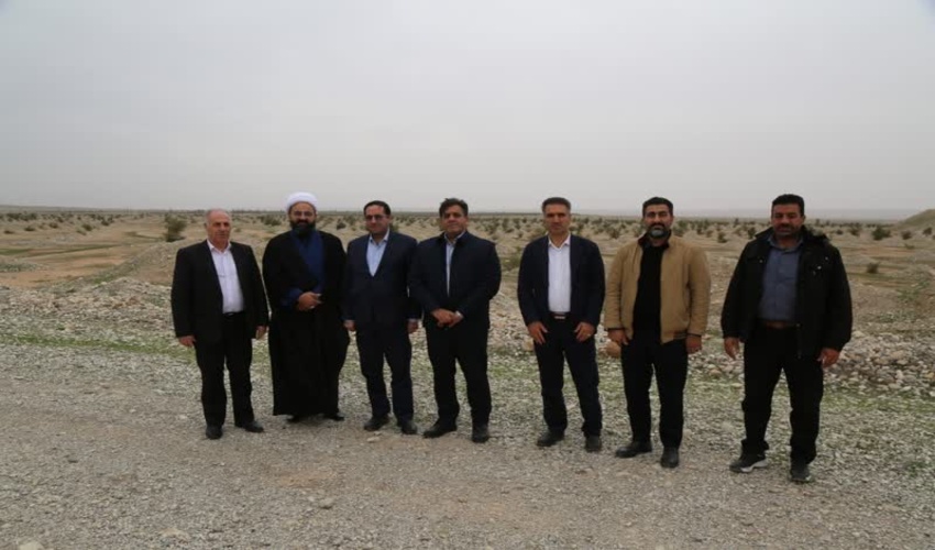 تقویت پوشش سبز و مهار سیلاب در مهران؛ بازدید رئیس سازمان منابع طبیعی کشور از پروژه ۱۰۰۰ هکتاری بان‌رحمان