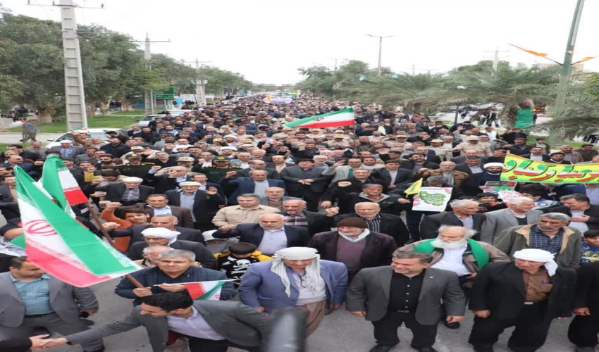 حضور رئیس و کارکنان اداره منابع طبیعی و آبخیزداری شهرستان مهران در مراسم راهپیمایی یوم‌الله ۲۲ بهمن